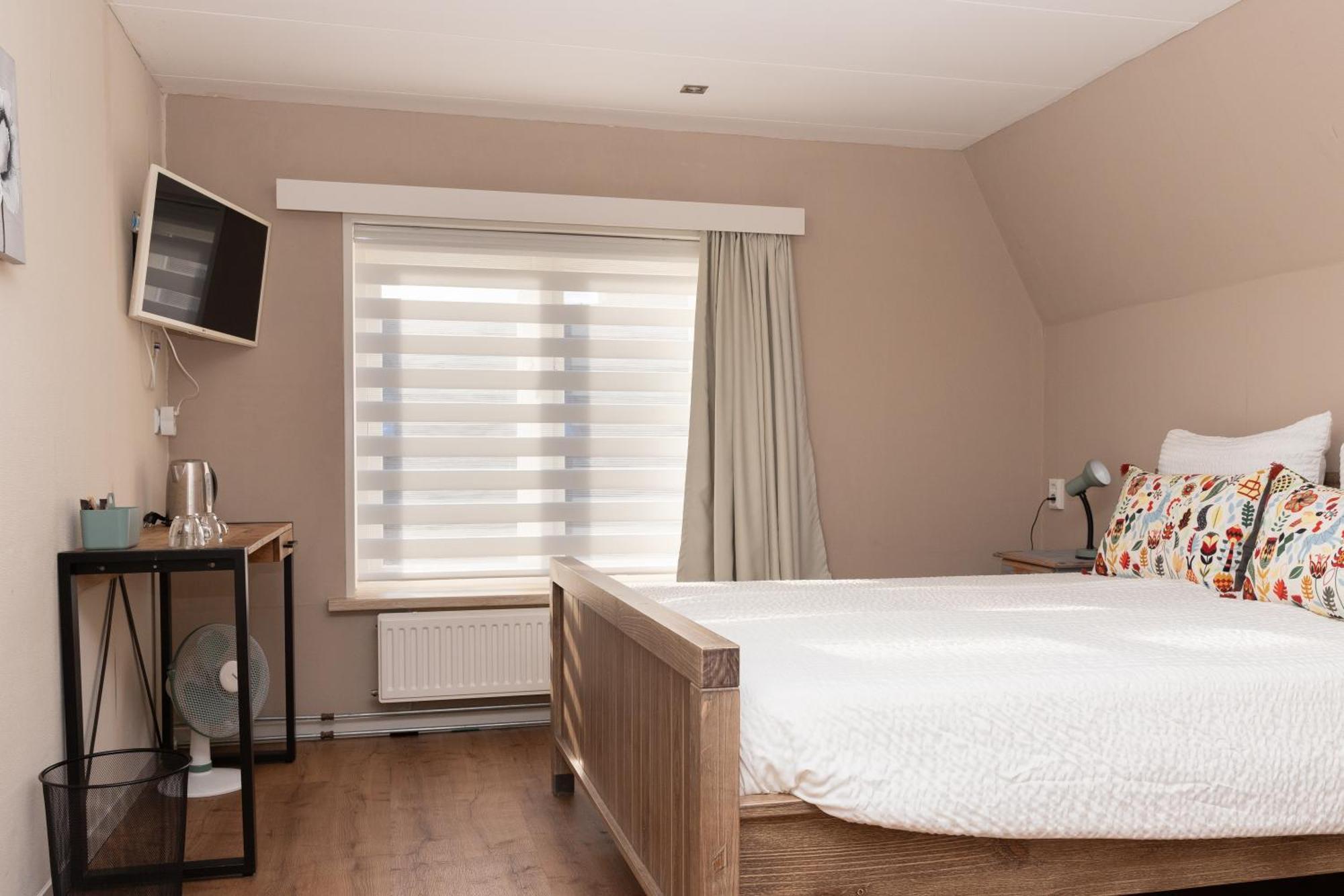 Bed and Breakfast Zeeuwse Zot Виссенкерке Экстерьер фото